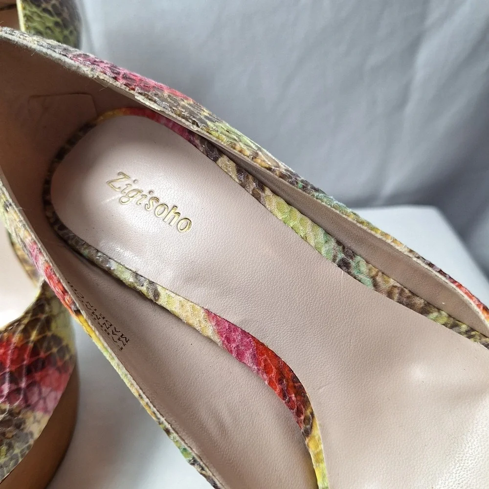 ZIGI SOHO Jaclyn Platform Heel Sz 7 Multi Snakeskin Embossed Wooden Chunky READ